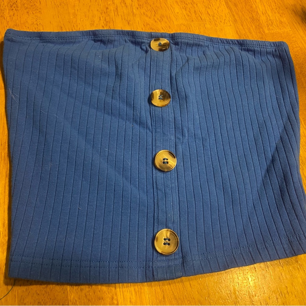 Electric blue crop